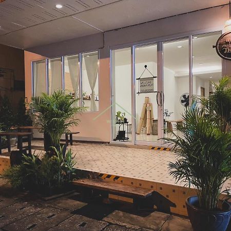 W/Sasi Hometel วิษศศิโฮมเทล นครพนม Exteriör bild